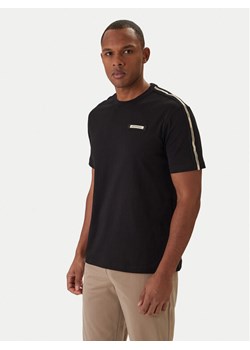 EA7 Emporio Armani T-Shirt 7M001476 AF10375 Czarny Regular Fit ze sklepu MODIVO w kategorii T-shirty męskie - zdjęcie 188130318