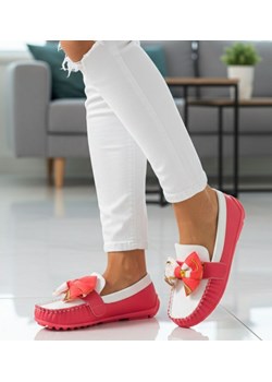 Casualowe półbuty dziewczęce Czerwone /G5-2 8136 S191/ ze sklepu Pantofelek24.pl w kategorii Mokasyny dziecięce - zdjęcie 188133076