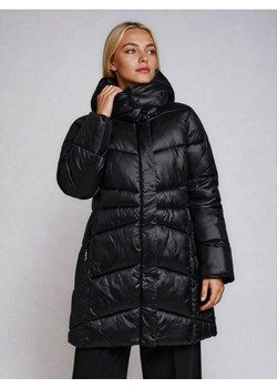 Sinsay - Długa pikowana kurtka z odpinanym kapturem - czarny ze sklepu Sinsay w kategorii Kurtki damskie - zdjęcie 188135159
