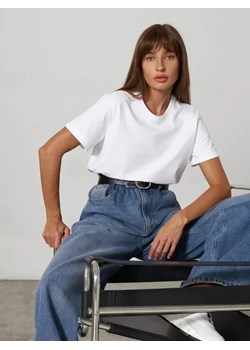 Bawełniany damski t-shirt oversize - Biały M ze sklepu Intimica.pl w kategorii Bluzki damskie - zdjęcie 188137857