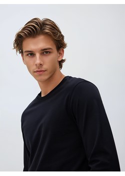 Reserved - Longsleeve z merceryzowanej bawełny - czarny ze sklepu Reserved w kategorii T-shirty męskie - zdjęcie 188144007