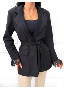 Czarna Marynarka z Koronką ze sklepu ModnaKiecka.pl w kategorii Marynarki damskie - zdjęcie 188144726
