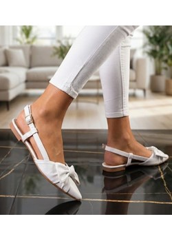 Białe damskie sandały z kokardką /G9-2 12056 T394 ze sklepu Pantofelek24.pl w kategorii Balerinki - zdjęcie 188145188