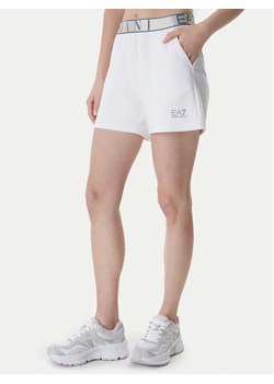 EA7 Emporio Armani Szorty sportowe 7W001153 AF12501 Biały Regular Fit ze sklepu MODIVO w kategorii Szorty - zdjęcie 188148739