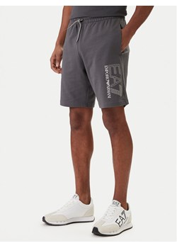 EA7 Emporio Armani Szorty sportowe 7M001315 AF13512 Szary Regular Fit ze sklepu MODIVO w kategorii Spodenki męskie - zdjęcie 188148767