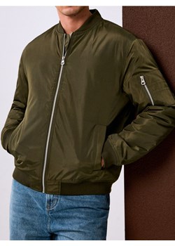 Sinsay - Kurtka bomberka z ociepleniem - khaki ze sklepu Sinsay w kategorii Kurtki męskie - zdjęcie 188151265