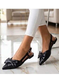 Czarne sandały na płaskim obcasie /G11-2 12055 T397 ze sklepu Pantofelek24.pl w kategorii Balerinki - zdjęcie 188152996