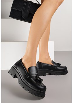 Czarne Mokasyny na Grubej Podeszwie z Frędzlami Sewolia ze sklepu born2be.pl w kategorii Mokasyny damskie - zdjęcie 188154456