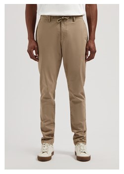 DSTREZZED Spodnie chino w kolorze jasnobrązowym ze sklepu Limango Polska w kategorii Spodnie męskie - zdjęcie 188208649