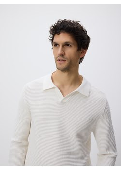 Reserved - Strukturalny sweter polo - biały ze sklepu Reserved w kategorii Swetry męskie - zdjęcie 188220476