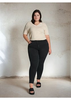 Sinsay - Spodnie jeansowe skinny Plus Size - czarny ze sklepu Sinsay w kategorii Spodnie damskie - zdjęcie 188221306