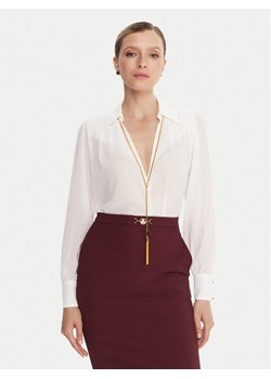 Elisabetta Franchi Bluzka CA-133-57E2-V400 Biały Regular Fit ze sklepu MODIVO w kategorii Bluzki damskie - zdjęcie 188222617