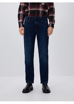 Reserved - Jeansy slim z efektem sprania - granatowy ze sklepu Reserved w kategorii Jeansy męskie - zdjęcie 188229889
