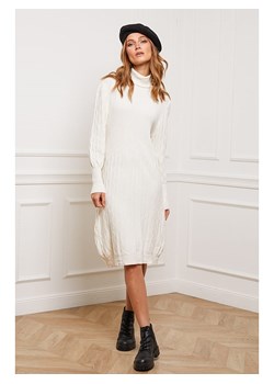 Joséfine Sukienka dzianinowa "Eclose" w kolorze kremowym ze sklepu Limango Polska w kategorii Sukienki - zdjęcie 188243598