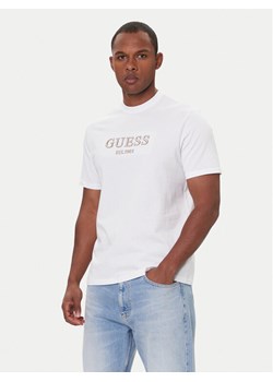 Guess T-Shirt M5BI09 K8FQ4 Biały Regular Fit ze sklepu MODIVO w kategorii T-shirty męskie - zdjęcie 188243908