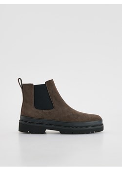 Reserved - Zamszowe botki - brązowy ze sklepu Reserved w kategorii Buty zimowe męskie - zdjęcie 188244218