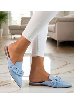 Niebieskie  damskie klapki z łańcuszkiem /G7-3 11780 T390 ze sklepu Pantofelek24.pl w kategorii Klapki damskie - zdjęcie 188245947