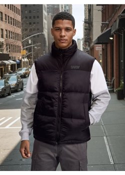 Sinsay - Pikowana kamizelka puffer - czarny ze sklepu Sinsay w kategorii Kamizelki męskie - zdjęcie 188248028