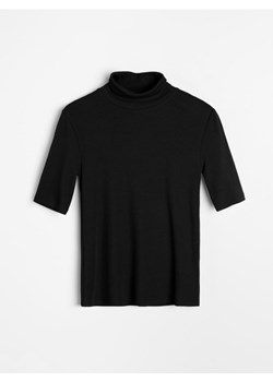 Sinsay - Prążkowana koszulka ze stójką - czarny ze sklepu Sinsay w kategorii Bluzki damskie - zdjęcie 188248048