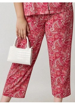 Sinsay - Spodnie ze wzorem Plus Size - różowy ze sklepu Sinsay w kategorii Spodnie damskie - zdjęcie 188248058