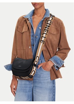 Torebka Coccinelle SQ0 Coccinelle Raquel E1 SQ0 15 03 01 Czarny ze sklepu eobuwie.pl w kategorii Listonoszki - zdjęcie 188248938