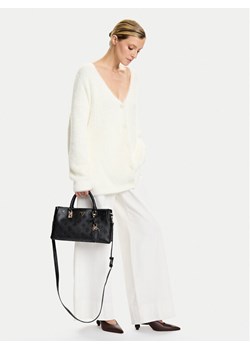 Torebka Guess Tisha HWPD77 64060 Czarny ze sklepu eobuwie.pl w kategorii Torebki damskie - zdjęcie 188248939