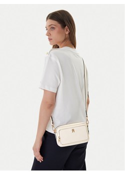 Torebka Tommy Hilfiger Th Icon Camera Bag AW0AW18120 Écru ze sklepu eobuwie.pl w kategorii Listonoszki - zdjęcie 188249045
