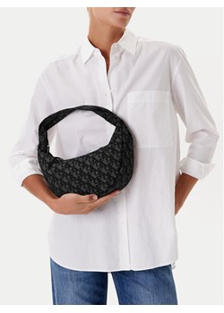 Torebka Calvin Klein Ckj Monogram Pinched Medium Shou LV04F3206G Czarny ze sklepu eobuwie.pl w kategorii Torebki hobo - zdjęcie 188249276