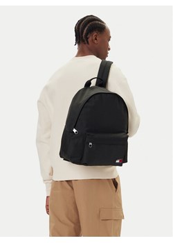 Plecak Tommy Jeans Tjm Ess Daily Dome Backpack AM0AM13726 Czarny ze sklepu eobuwie.pl w kategorii Plecaki - zdjęcie 188249357