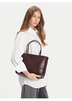 Torebka Calvin Klein Emblem Aop Small Tote LV04F3267G Bordowy ze sklepu eobuwie.pl w kategorii Torby Shopper bag - zdjęcie 188249435
