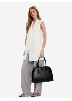 Torebka Tommy Hilfiger Iconic Leather Tote AW0AW18206 Czarny ze sklepu eobuwie.pl w kategorii Kuferki - zdjęcie 188249937