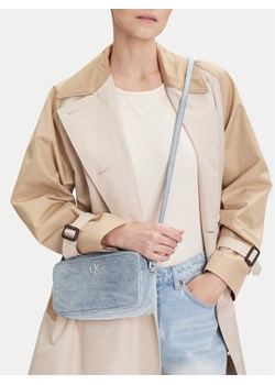 Torebka Calvin Klein Denim Ew Double Zip Camera Bag LV04F3226G Błękitny ze sklepu eobuwie.pl w kategorii Listonoszki - zdjęcie 188250006