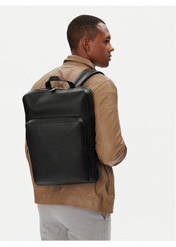 Plecak Calvin Klein Micro Pebble Slim Sq Bp 42 LV04D3005G Czarny ze sklepu eobuwie.pl w kategorii Plecaki - zdjęcie 188250328