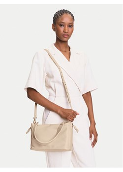 Torebka Tommy Hilfiger Th Soft Summer Mini Bucket AW0AW17541 Beżowy ze sklepu eobuwie.pl w kategorii Listonoszki - zdjęcie 188250577