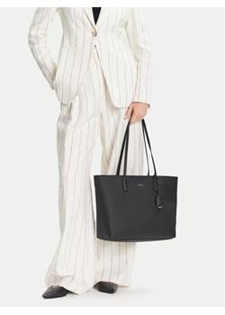 Torebka DKNY R44AYI42 Czarny ze sklepu eobuwie.pl w kategorii Torby Shopper bag - zdjęcie 188250815