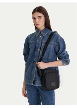 Calvin Klein Saszetka Puffer Utility Reporter LV04D3200G Czarny ze sklepu MODIVO w kategorii Torby męskie - zdjęcie 188255575