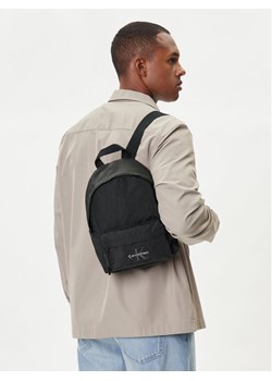 Calvin Klein Plecak Bold Small Round Backpack LV04D3257G Czarny ze sklepu MODIVO w kategorii Plecaki - zdjęcie 188255768