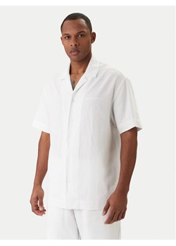 Emporio Armani Koszula EM000593 AF20590 U0002 Biały Regular Fit ze sklepu MODIVO w kategorii Koszule męskie - zdjęcie 188255905