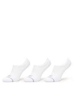 Emporio Armani Underwear Skarpety krótkie EW000582 AF20515 M0172 Biały ze sklepu MODIVO w kategorii Skarpetki damskie - zdjęcie 188256328