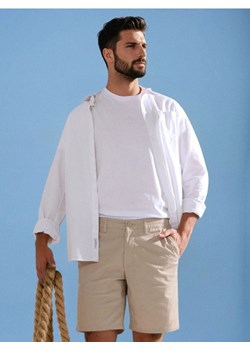 Sinsay - Szorty chino - beżowy ze sklepu Sinsay w kategorii Spodenki męskie - zdjęcie 188267367
