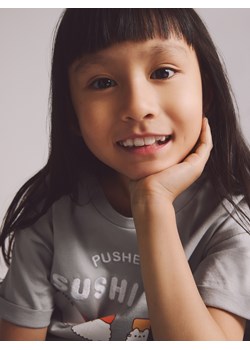 Reserved - T-shirt Pusheen - jasnoszary ze sklepu Reserved w kategorii Bluzki dziewczęce - zdjęcie 188279647