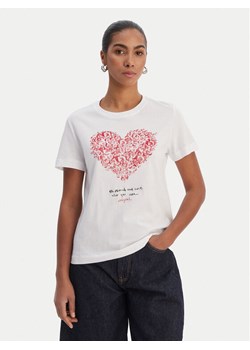 Desigual T-Shirt 26SWTK06 Biały Regular Fit ze sklepu MODIVO w kategorii Bluzki damskie - zdjęcie 188283499
