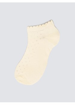 Stopki damskie z ozdobną falbanką z wiskozy białe Casandra 100 ze sklepu Big Star w kategorii Skarpetki damskie - zdjęcie 188284127