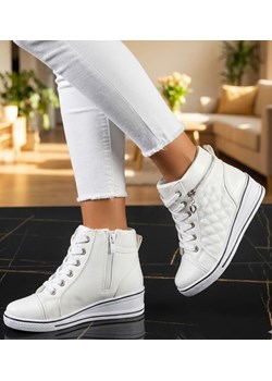 Dziewczęce trampki na niskim koturnie /E3-2 7592 S193/ ze sklepu Pantofelek24.pl w kategorii Trampki dziecięce - zdjęcie 188284898