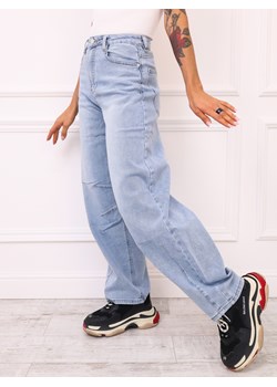 SPODNIE JENASOWE TYPU BALLOON Z PRZESZYCIAMI NA NOGAWCE- NIEBIESKIE ze sklepu olika.com.pl w kategorii Jeansy damskie - zdjęcie 188285506