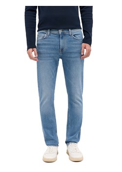 Męskie Spodnie Jeansowe Mustang Style Vegas Slim Denim Blue 1016310 5000 213 ze sklepu YouNeedit.pl w kategorii Jeansy męskie - zdjęcie 188286016