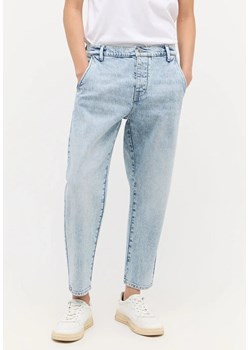Męskie Spodnie Jeansowe Mustang Style Toledo Loose Denim Blue 1015137 5000 212 ze sklepu YouNeedit.pl w kategorii Jeansy męskie - zdjęcie 188286367
