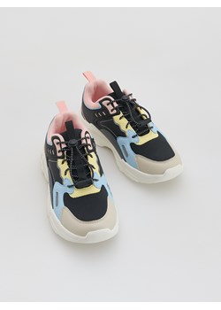 Reserved - Lekkie sneakersy - wielobarwny ze sklepu Reserved w kategorii Buty sportowe dziecięce - zdjęcie 188289438