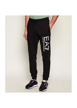 EA7 Spodnie dresowe | Slim Fit ze sklepu Gomez Fashion Store w kategorii Spodnie męskie - zdjęcie 188289755