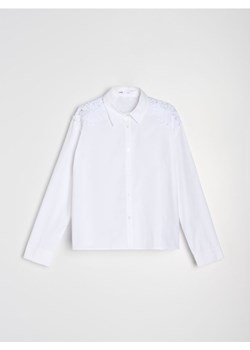 Sinsay - Bawełniana koszula z ozdobną koronką - biały ze sklepu Sinsay w kategorii Koszule damskie - zdjęcie 188304768